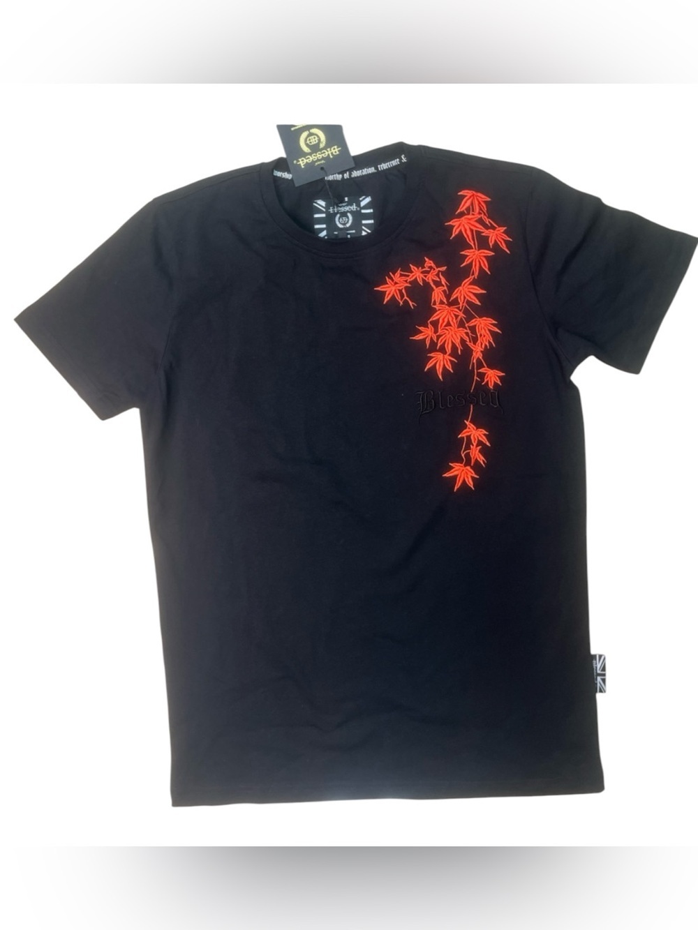 Sz small blessedly Black Men's Graphic Tee with Red Leaf Motif